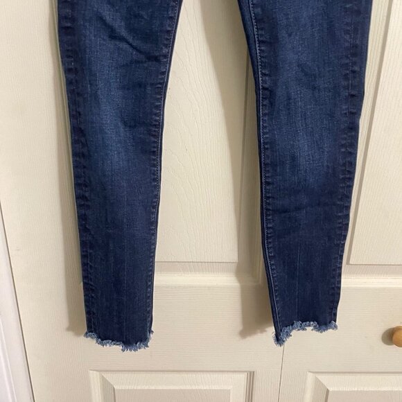 Made And Loved LOFT Womens Blue Dark Wash Stretch Raw Hem Skinny Jeans Size 0/25 - Picture 4 of 8